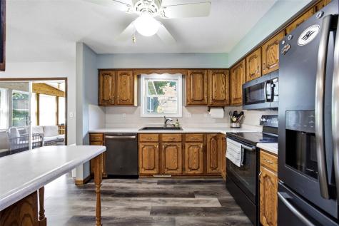 4900 Cedar View Drive Cedar Rapids IA 52404