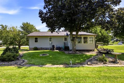 4900 Cedar View Drive Cedar Rapids IA 52404