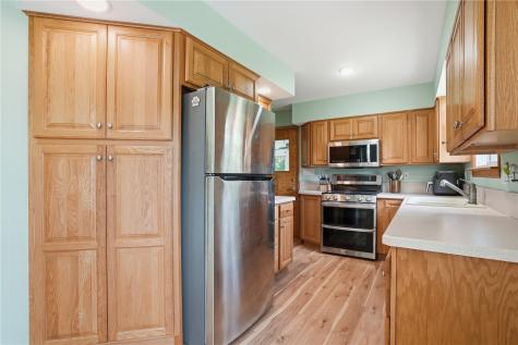 720 Lisbon Road NE Mt Vernon IA 52314
