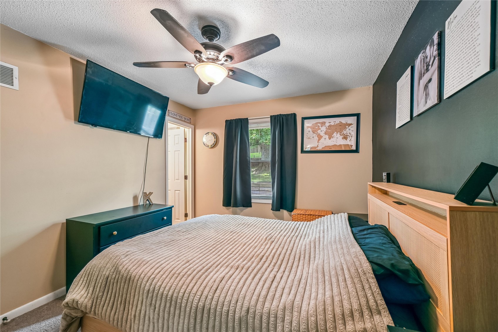 2717 Westwood Drive NW Cedar Rapids IA 52405
