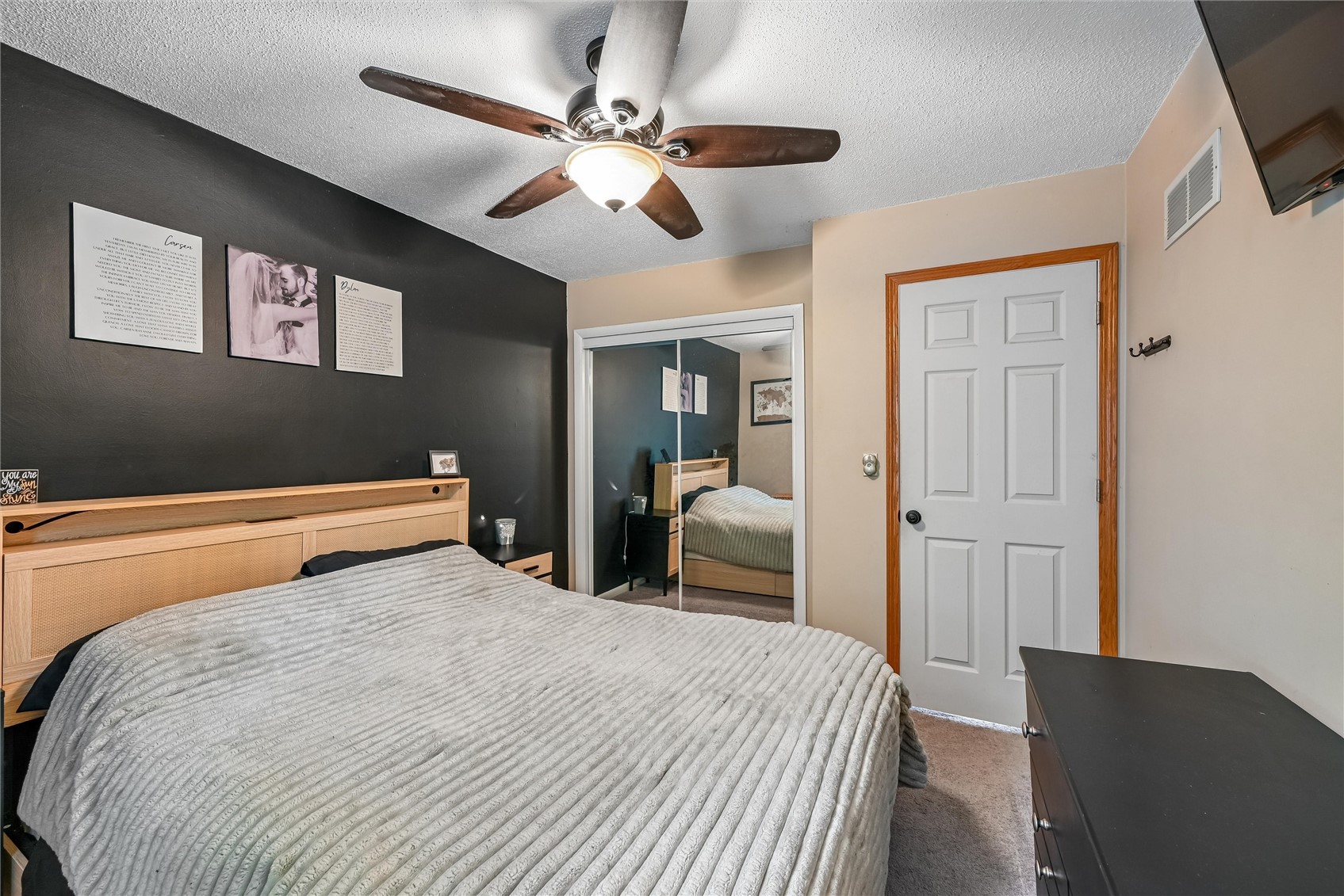 2717 Westwood Drive NW Cedar Rapids IA 52405