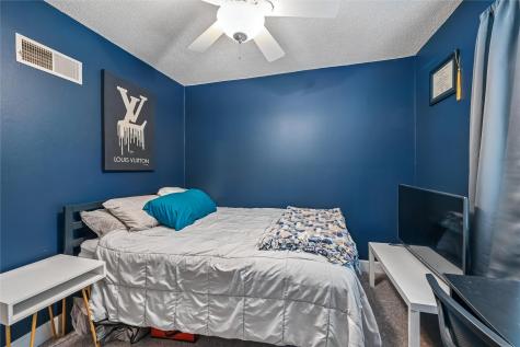 2717 Westwood Drive NW Cedar Rapids IA 52405