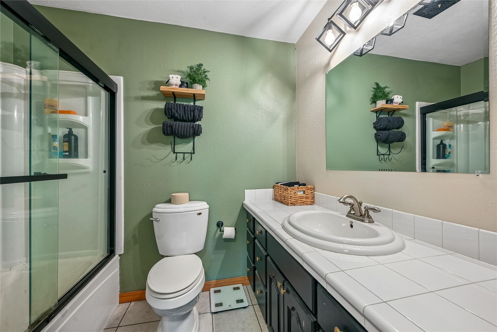 2717 Westwood Drive NW Cedar Rapids IA 52405