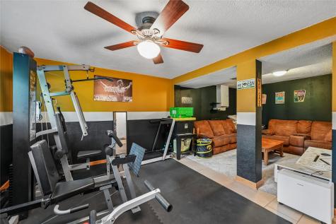 2717 Westwood Drive NW Cedar Rapids IA 52405