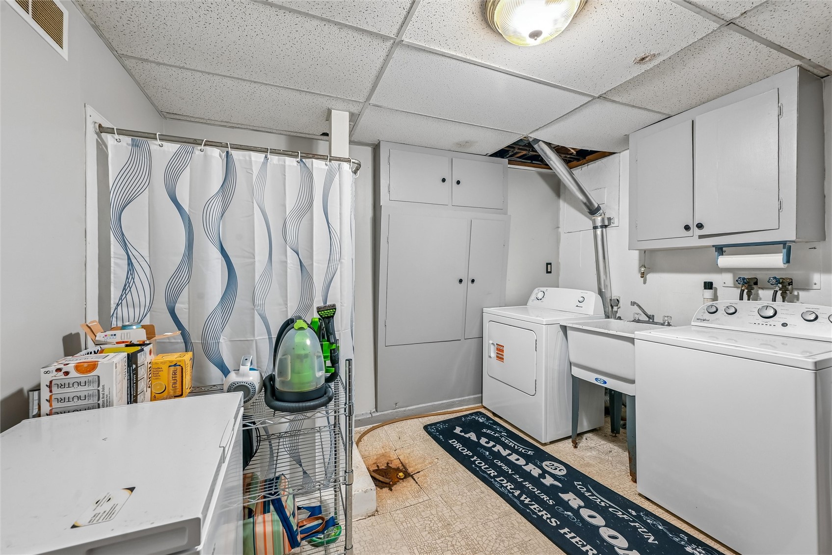 2717 Westwood Drive NW Cedar Rapids IA 52405