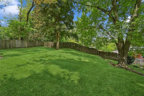 2717 Westwood Drive NW Cedar Rapids IA 52405