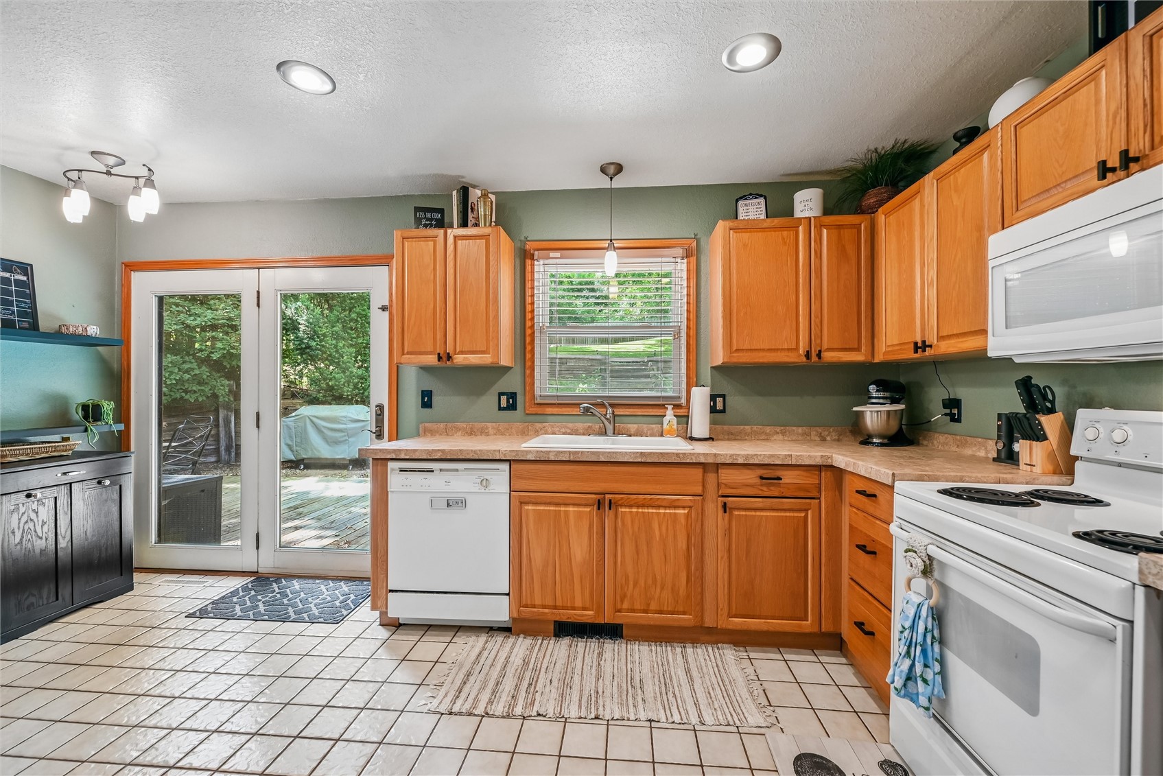 2717 Westwood Drive NW Cedar Rapids IA 52405