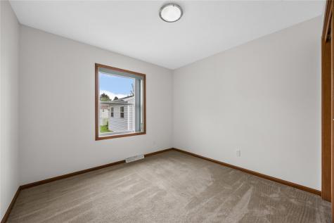 1209 Business 30 SW Mt Vernon IA 52314