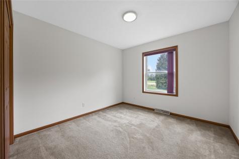 1209 Business 30 SW Mt Vernon IA 52314
