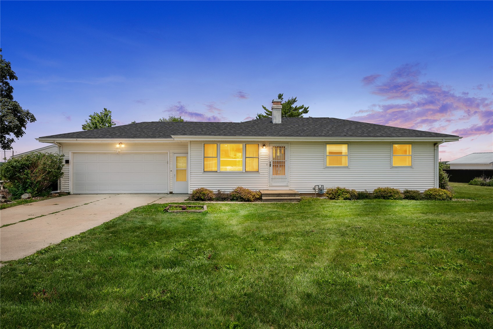 7800 Wieneke Circle Cedar Rapids IA 52404