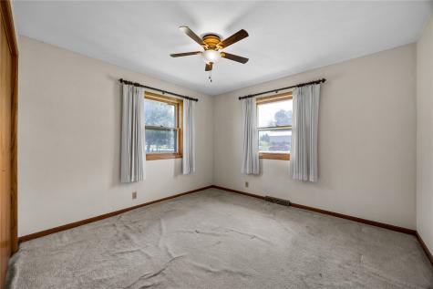 7800 Wieneke Circle Cedar Rapids IA 52404
