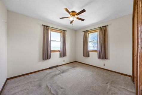 7800 Wieneke Circle Cedar Rapids IA 52404