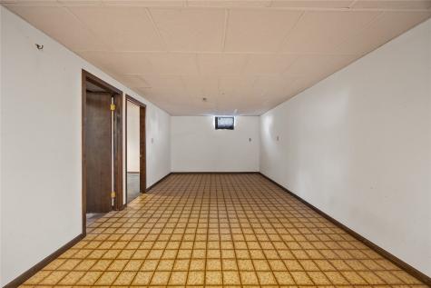 7800 Wieneke Circle Cedar Rapids IA 52404