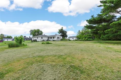 7800 Wieneke Circle Cedar Rapids IA 52404