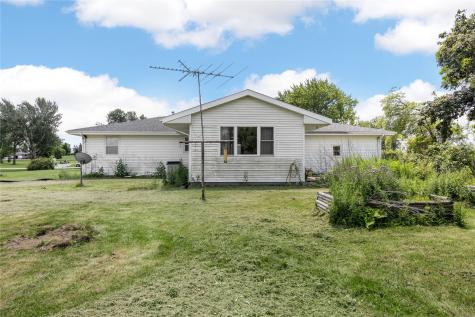 7800 Wieneke Circle Cedar Rapids IA 52404