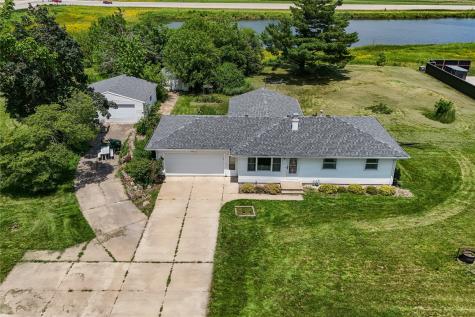 7800 Wieneke Circle Cedar Rapids IA 52404