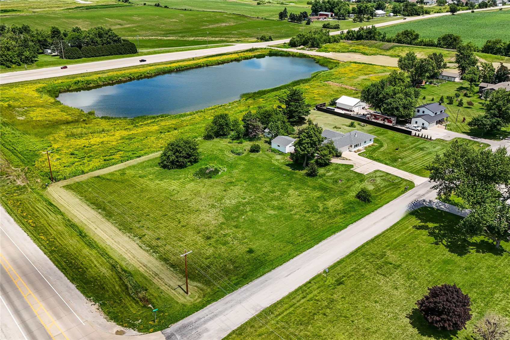 7800 Wieneke Circle Cedar Rapids IA 52404
