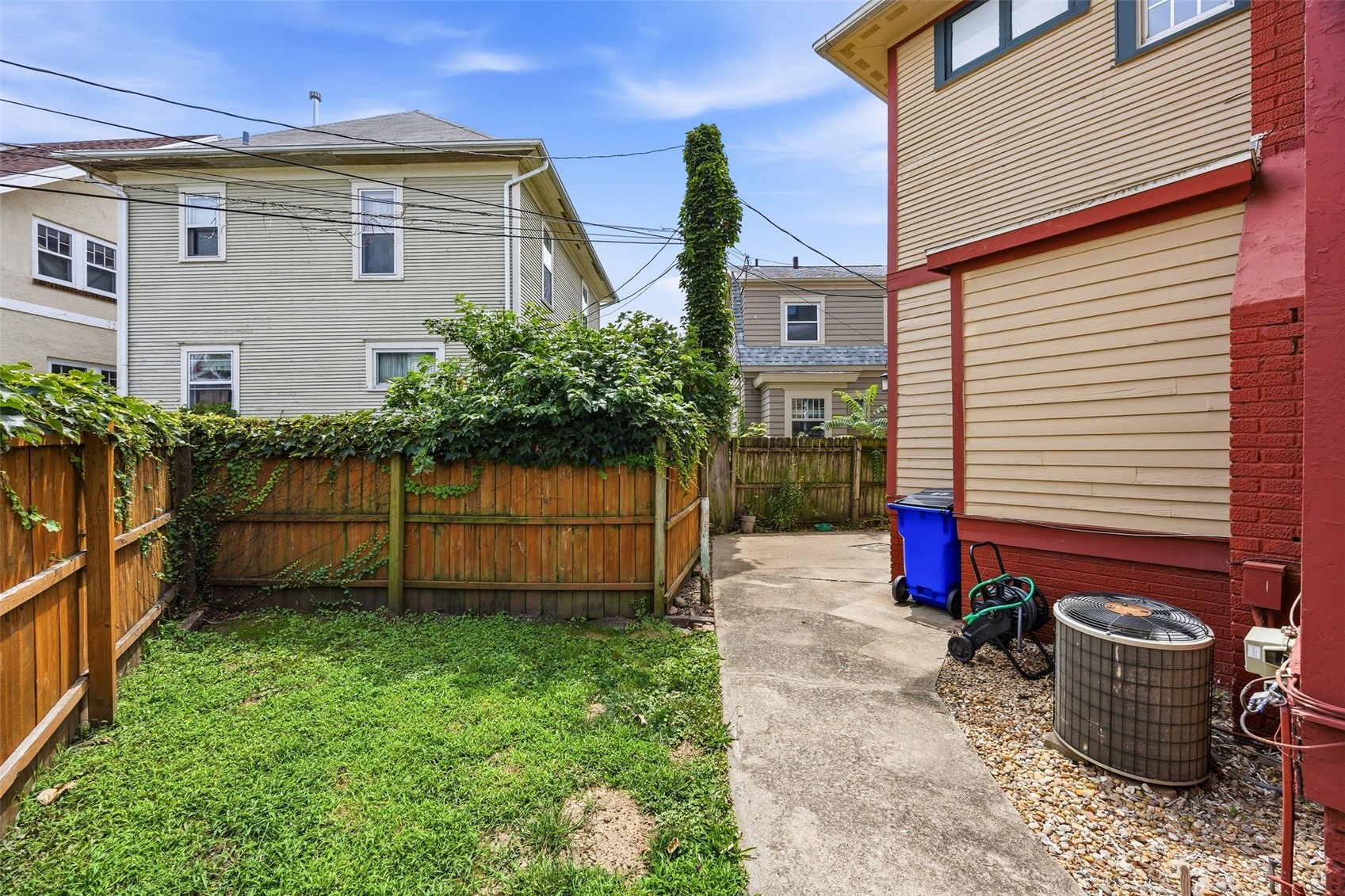 1717 3rd Avenue SE Cedar Rapids IA 52403