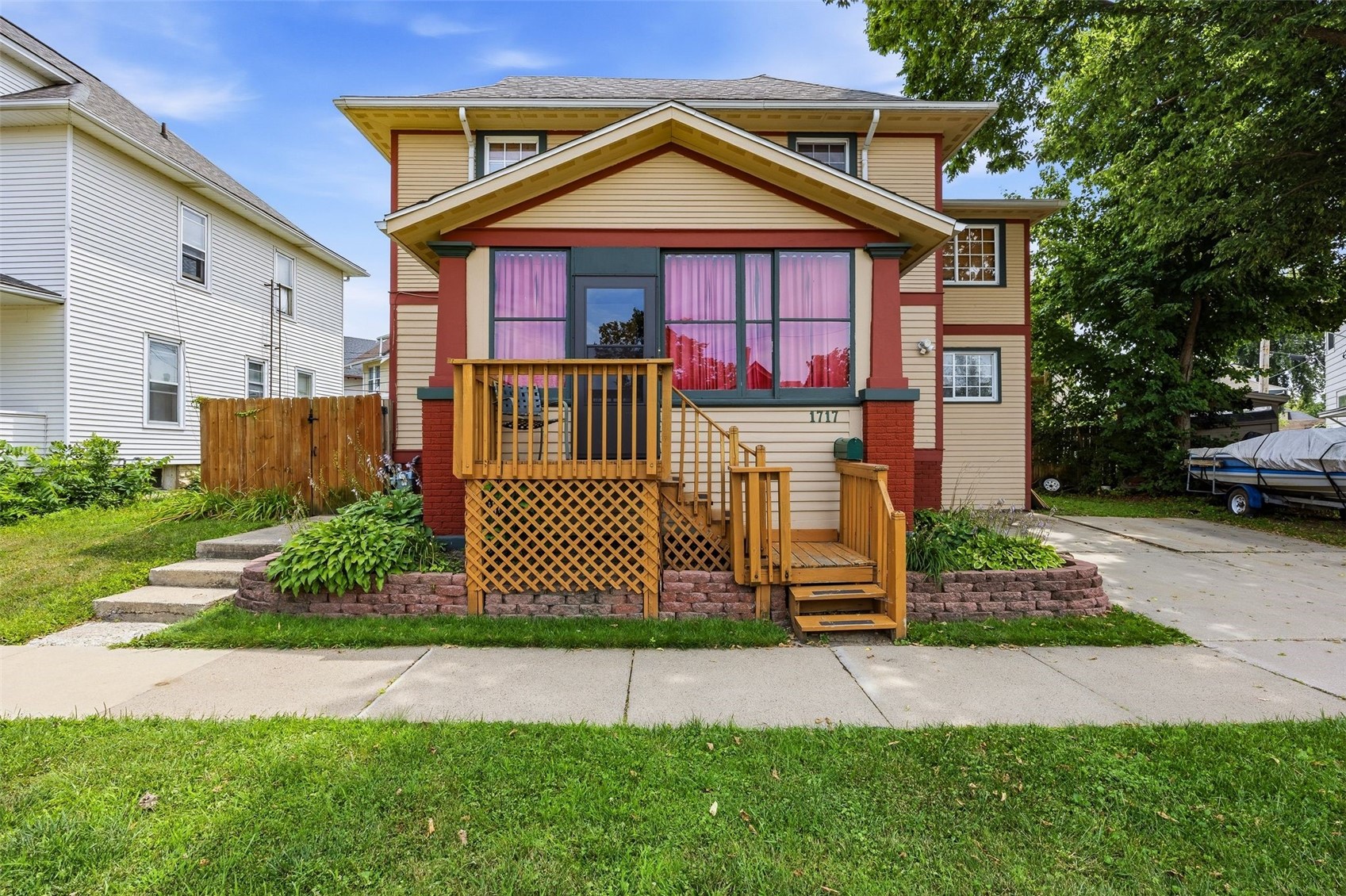 1717 3rd Avenue SE Cedar Rapids IA 52403