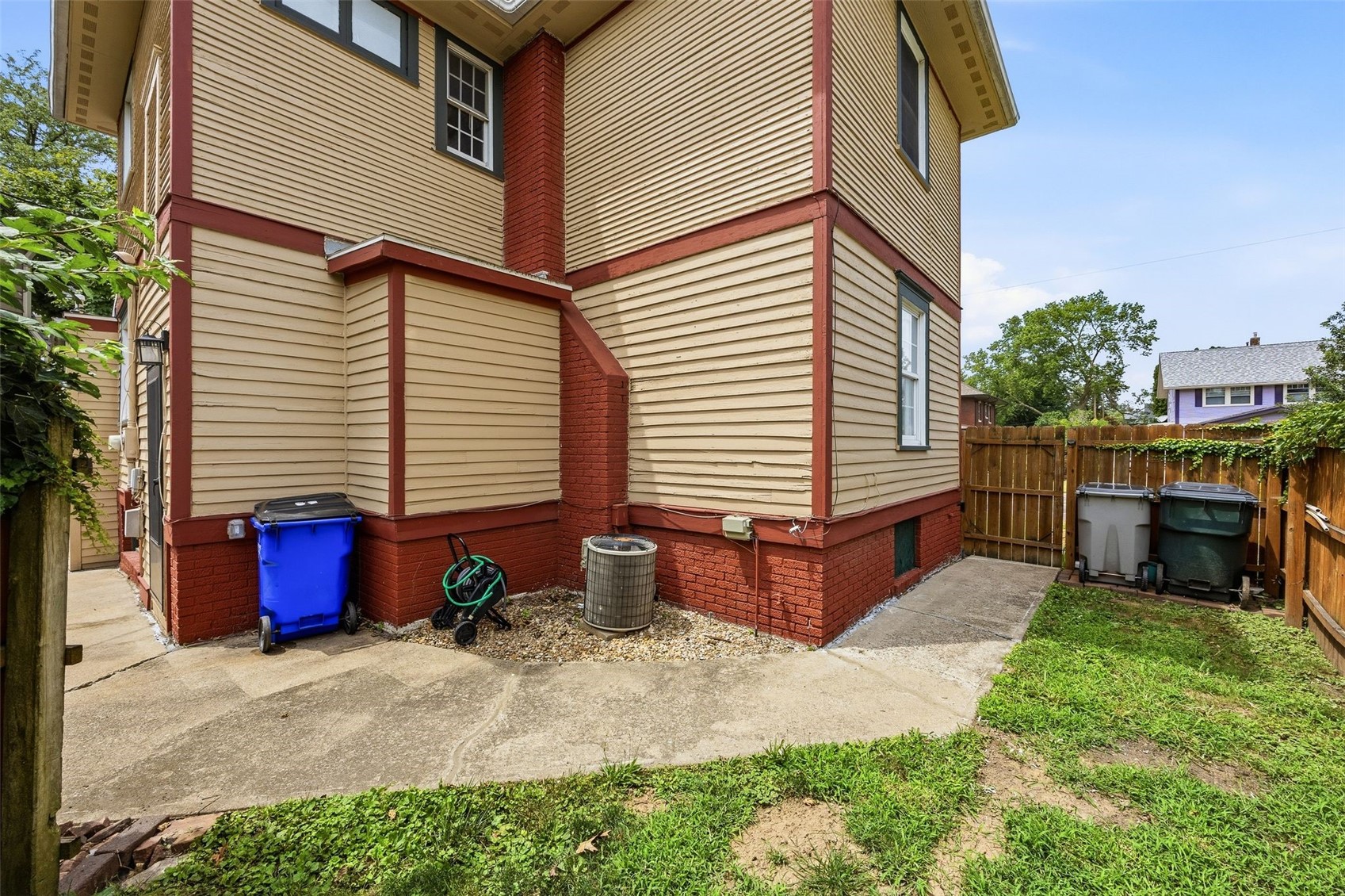 1717 3rd Avenue SE Cedar Rapids IA 52403