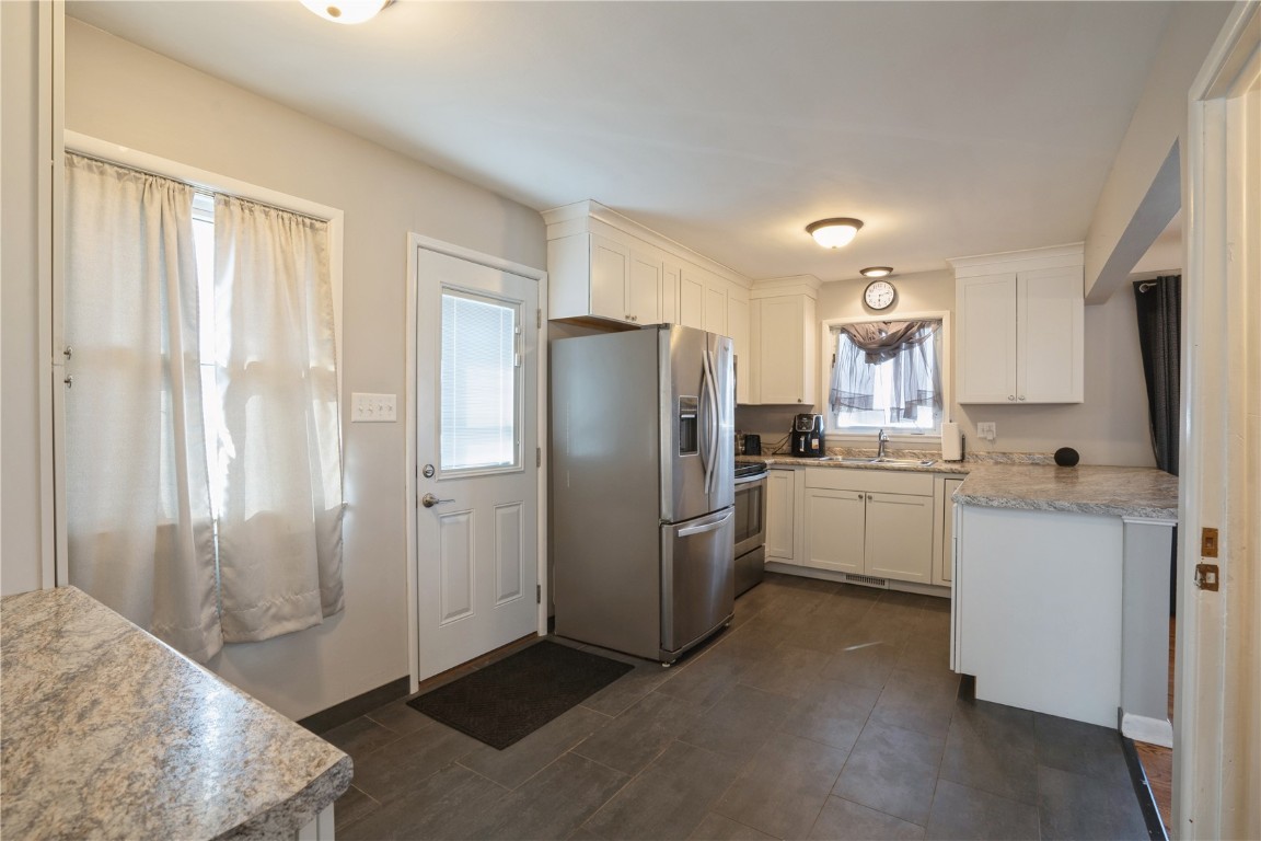 449 24th Street NW Cedar Rapids IA 52405