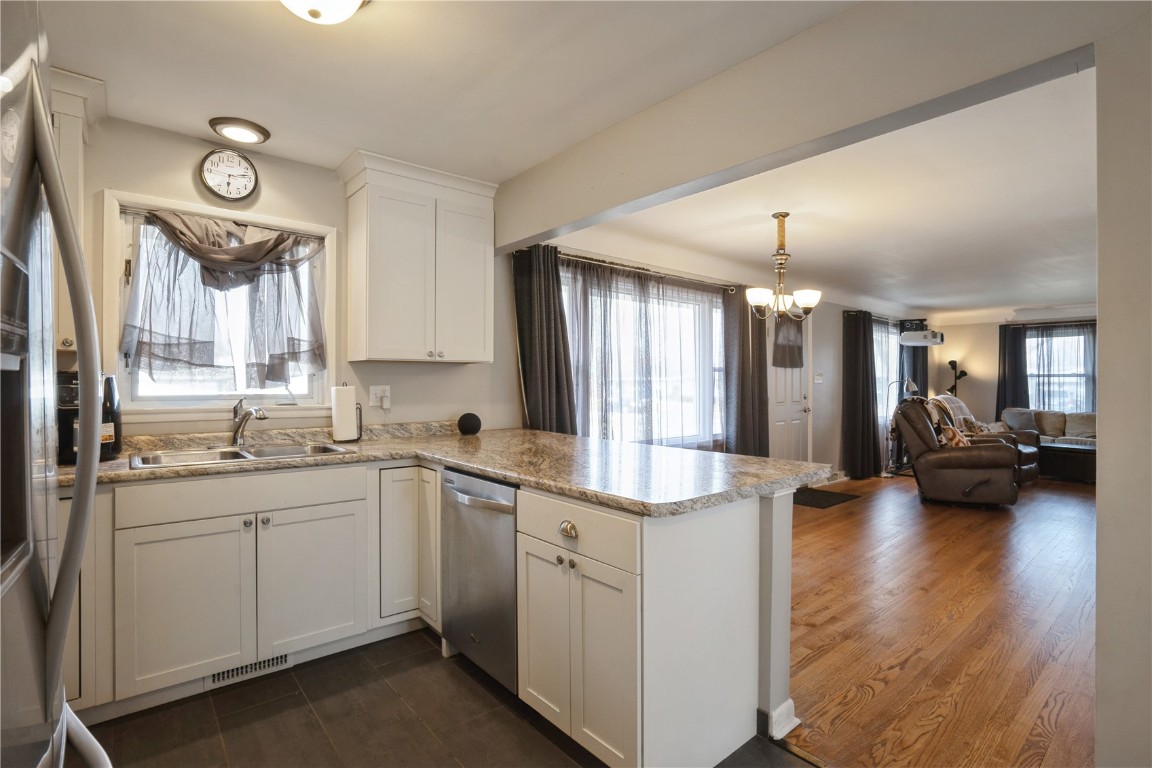 449 24th Street NW Cedar Rapids IA 52405