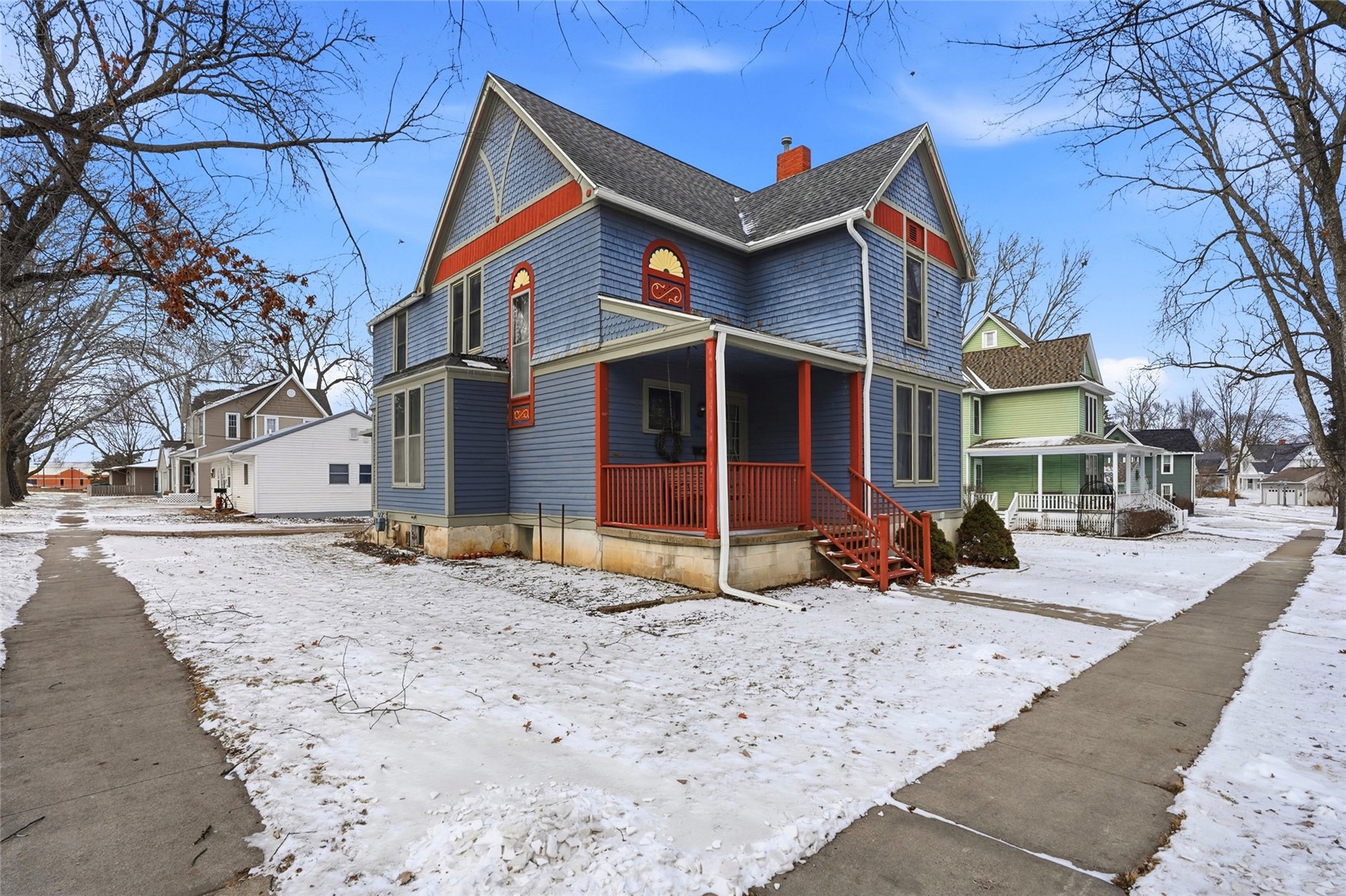 201 7th Avenue NW Mt Vernon IA 52314