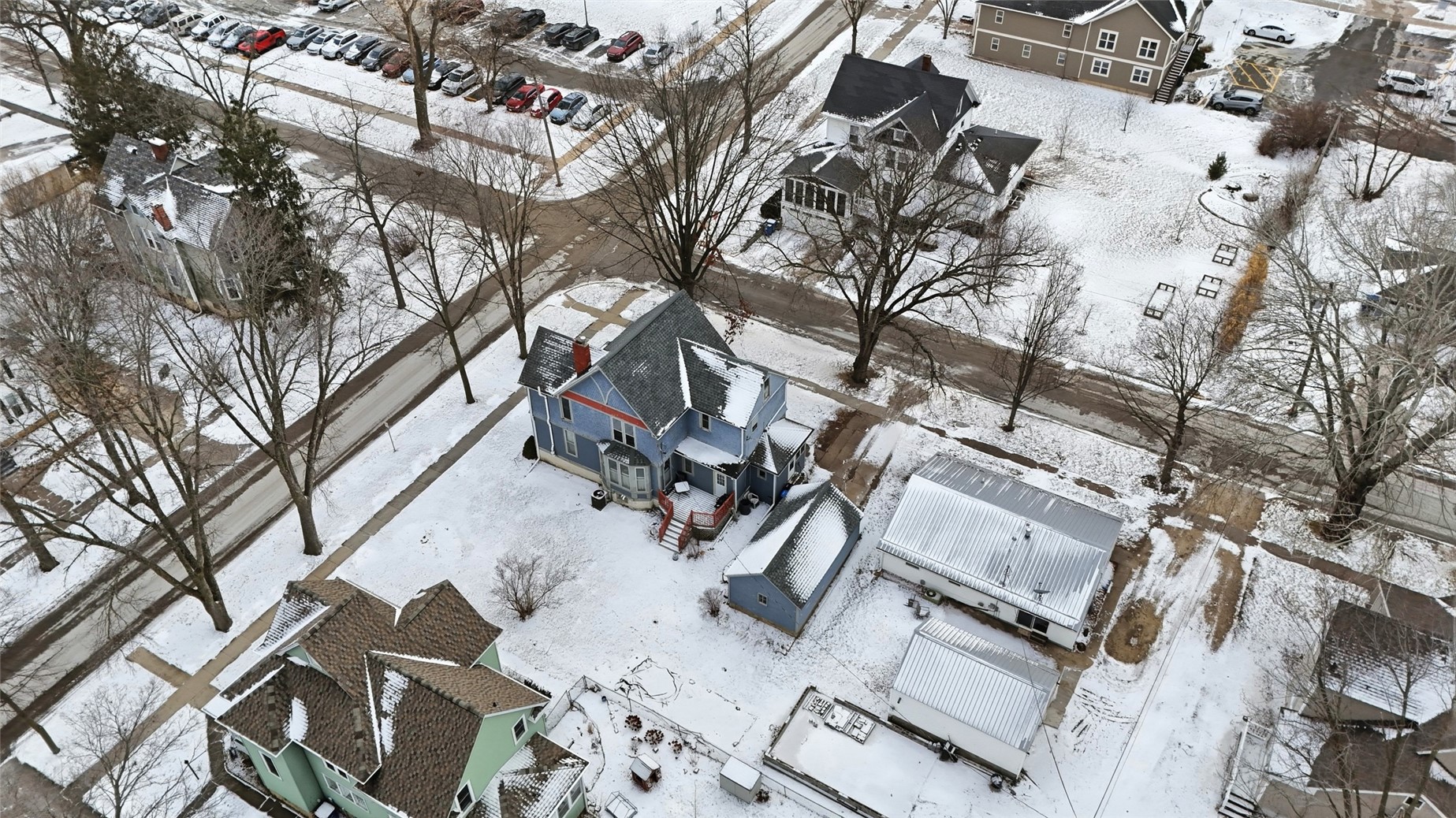 201 7th Avenue NW Mt Vernon IA 52314