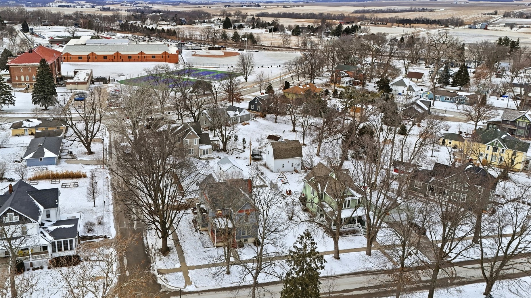 201 7th Avenue NW Mt Vernon IA 52314
