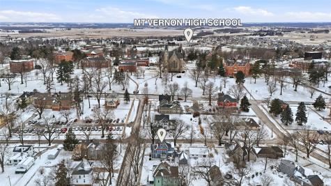 201 7th Avenue NW Mt Vernon IA 52314