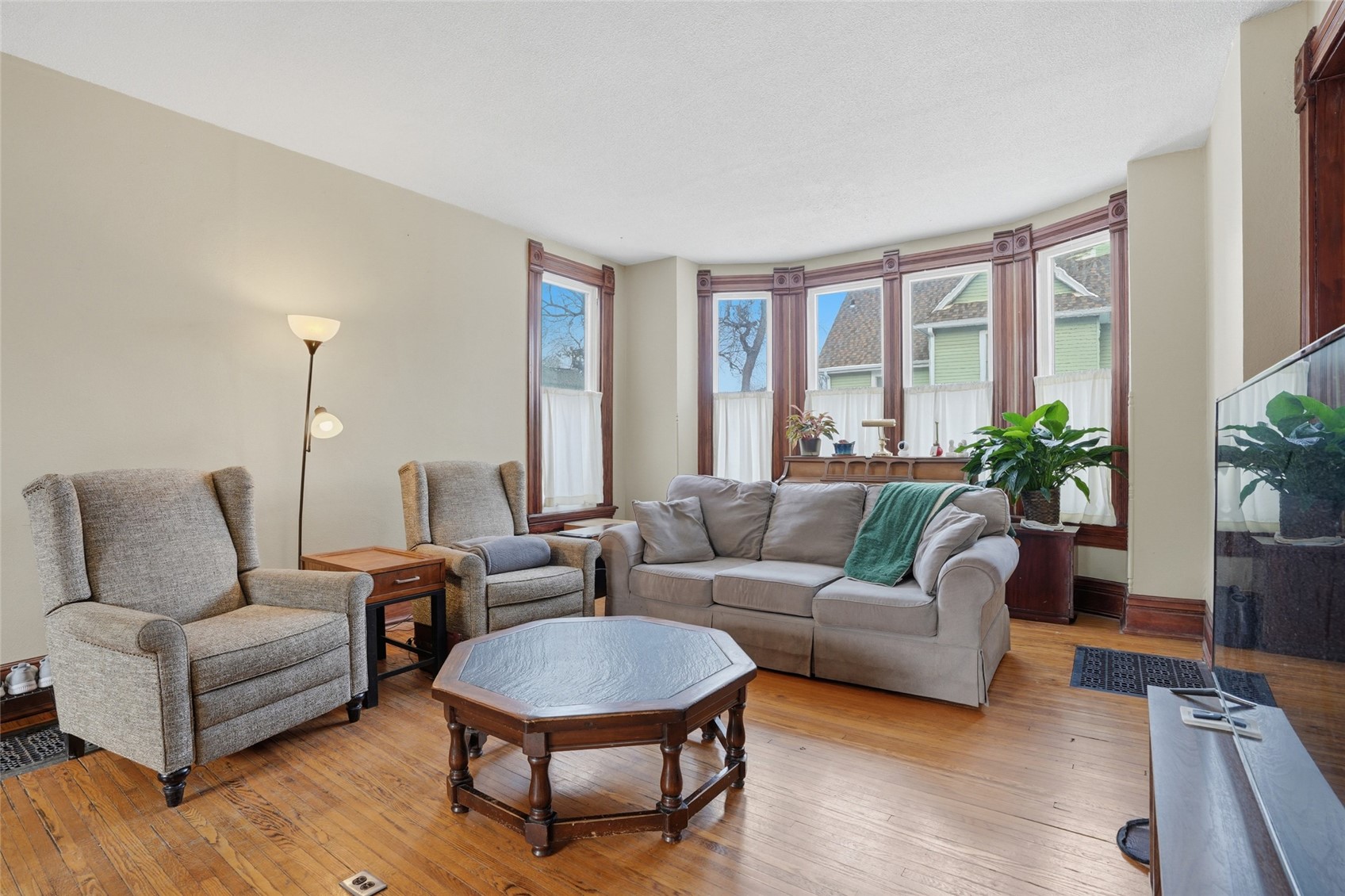 201 7th Avenue NW Mt Vernon IA 52314