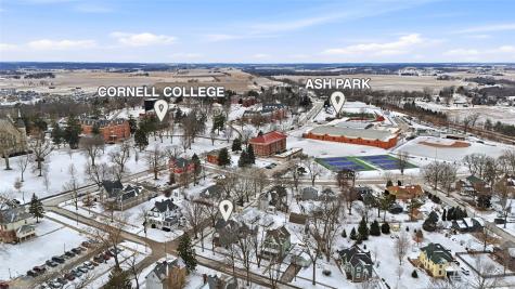 201 7th Avenue NW Mt Vernon IA 52314