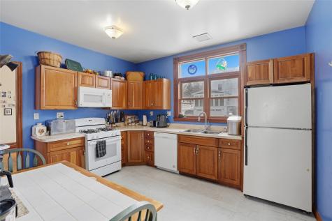 201 7th Avenue NW Mt Vernon IA 52314