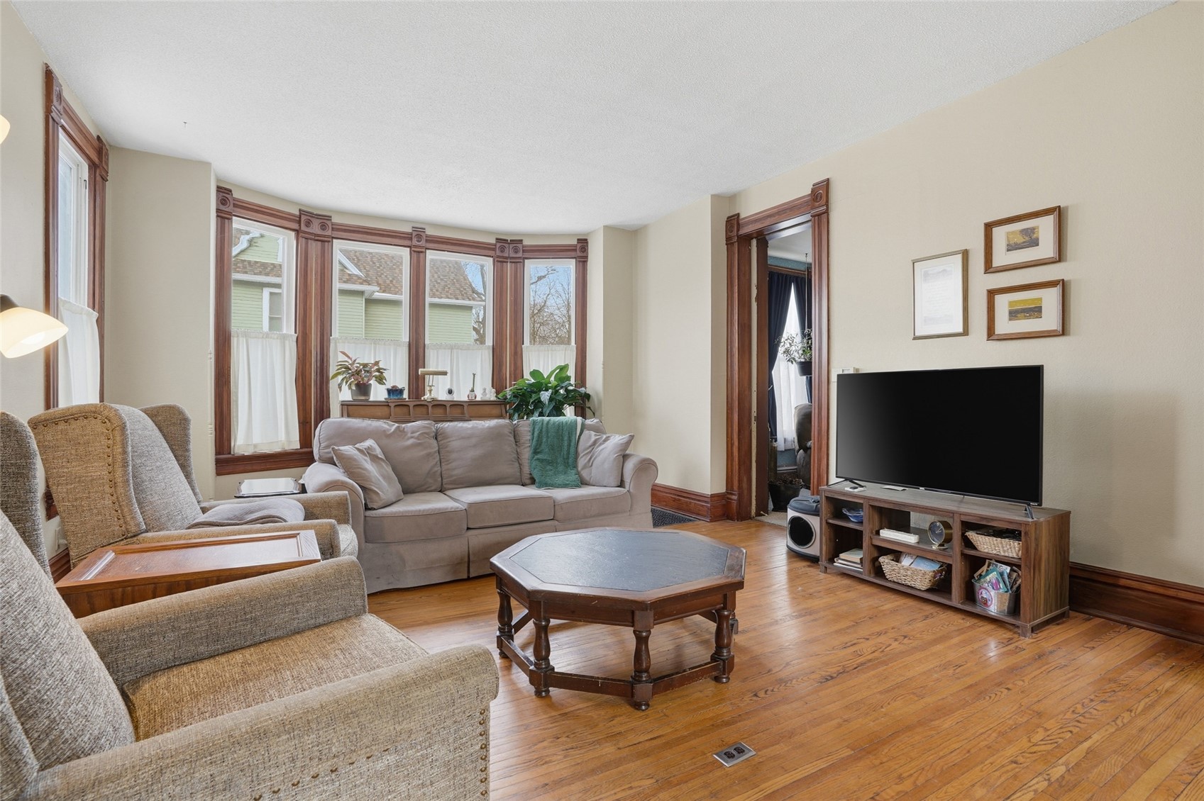 201 7th Avenue NW Mt Vernon IA 52314