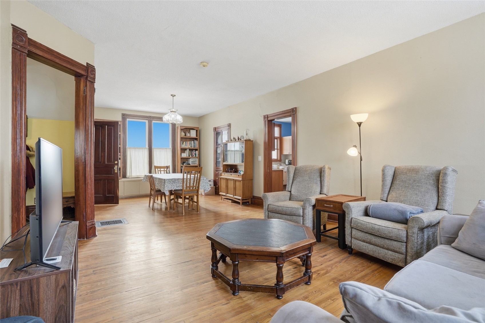 201 7th Avenue NW Mt Vernon IA 52314