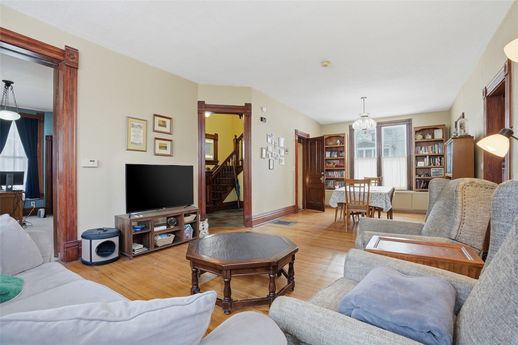 201 7th Avenue NW Mt Vernon IA 52314