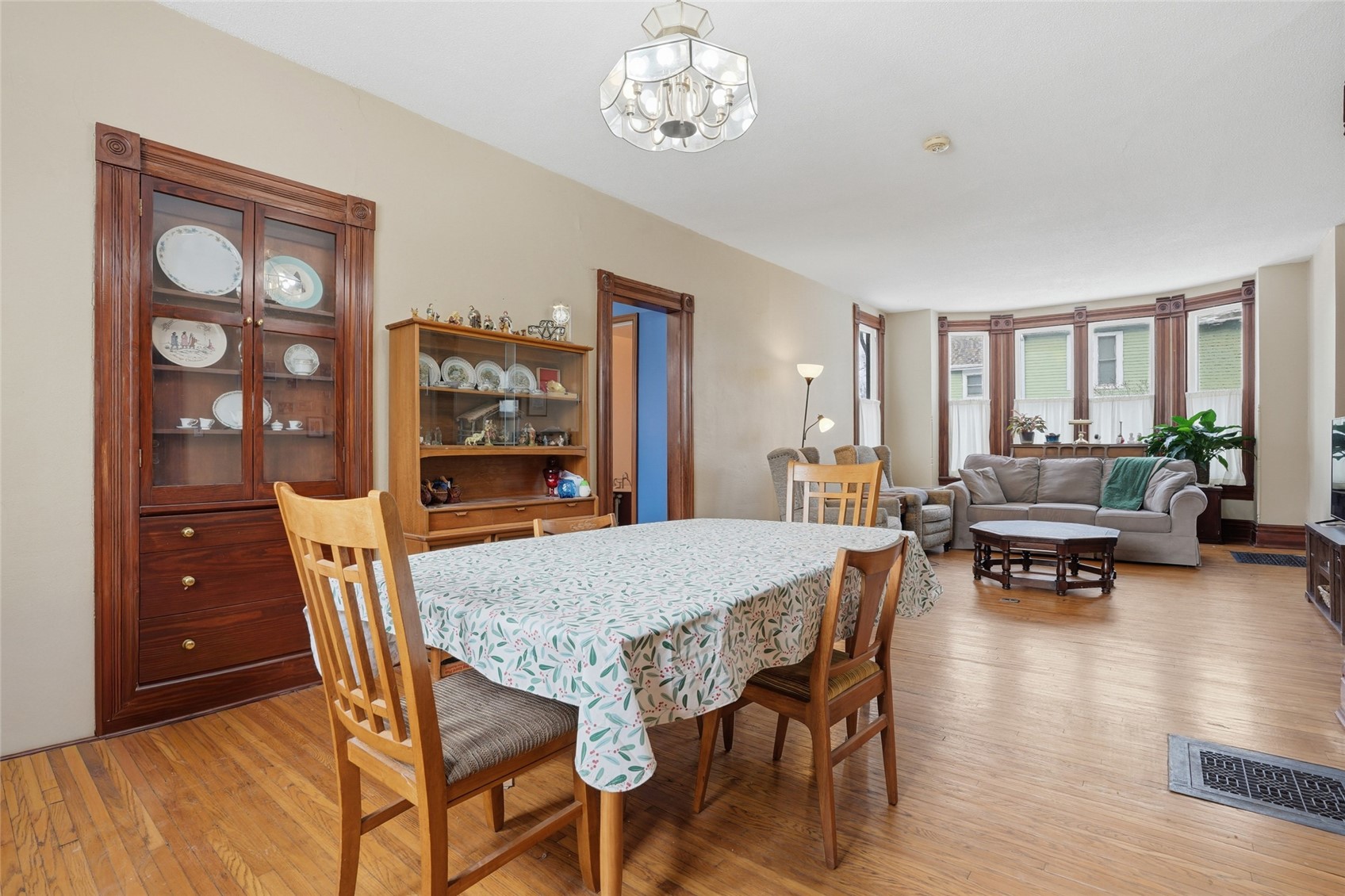 201 7th Avenue NW Mt Vernon IA 52314