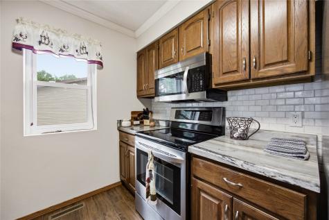 107 Sunrise Drive Tipton IA 52772