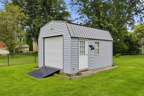 107 Sunrise Drive Tipton IA 52772