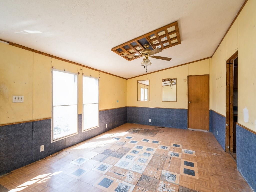 214 Main Street Elberon IA 52225