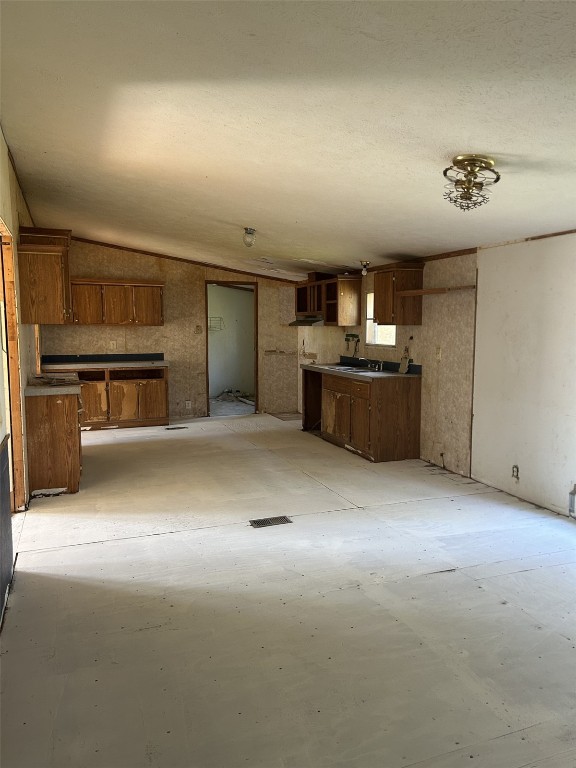 214 Main Street Elberon IA 52225
