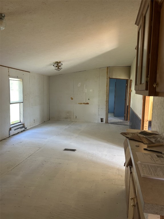 214 Main Street Elberon IA 52225