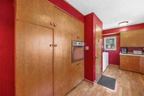 229 3rd Street Atkins IA 52206