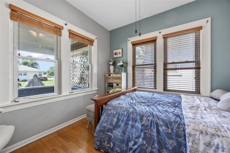 229 3rd Street Atkins IA 52206