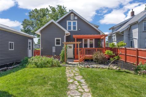 229 3rd Street Atkins IA 52206