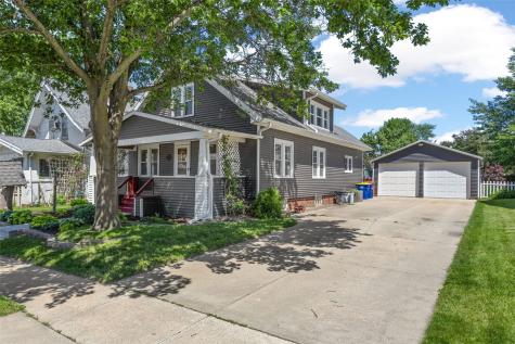 229 3rd Street Atkins IA 52206