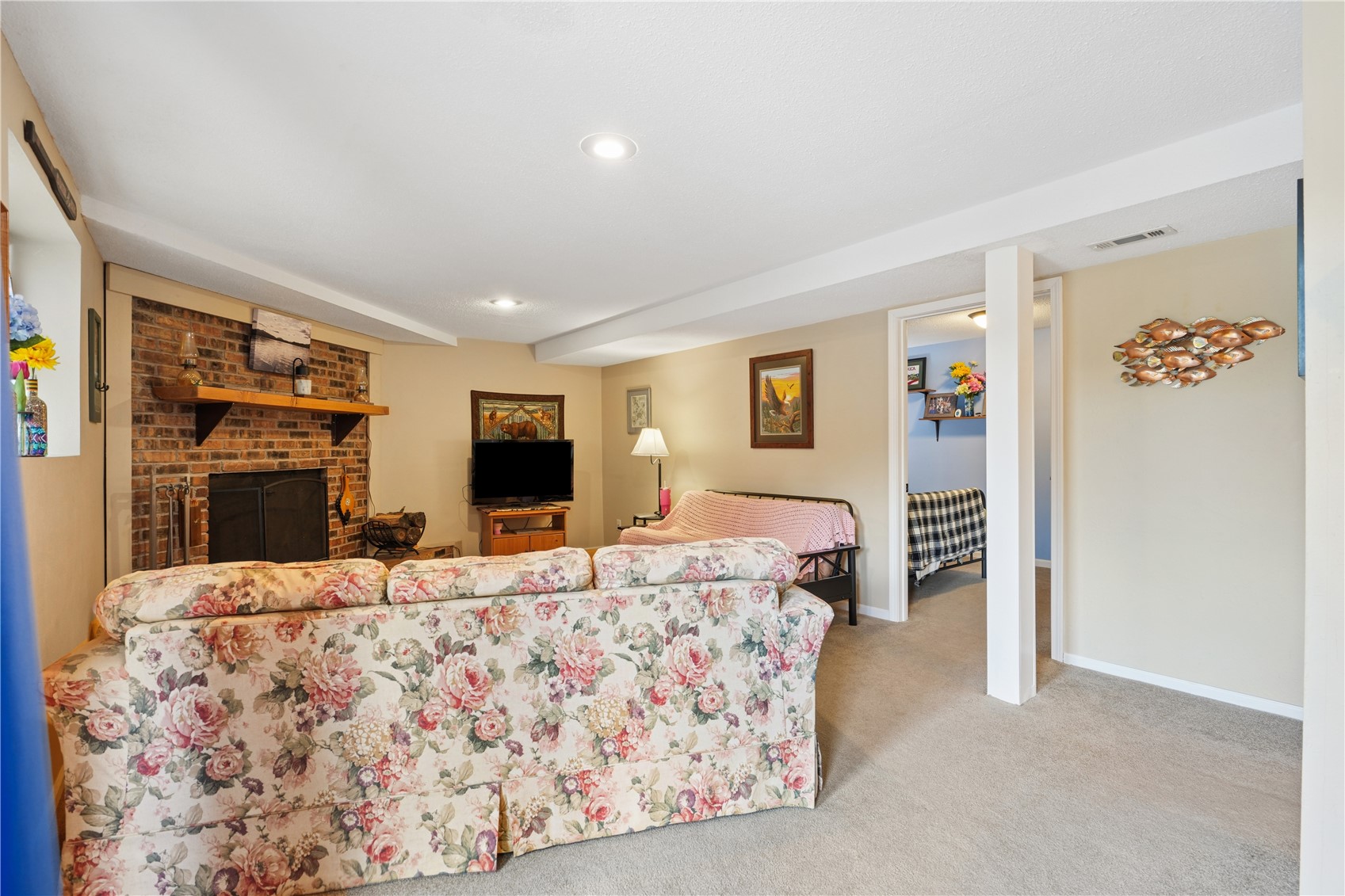 181 Center Point Drive Montezuma IA 50171