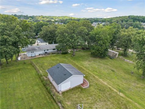 181 Center Point Drive Montezuma IA 50171