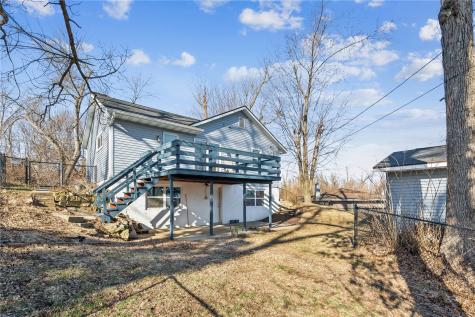 1338 Parkwood Drive SE Cedar Rapids IA 52403