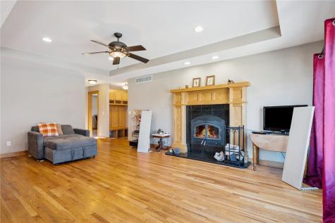 1338 Parkwood Drive SE Cedar Rapids IA 52403